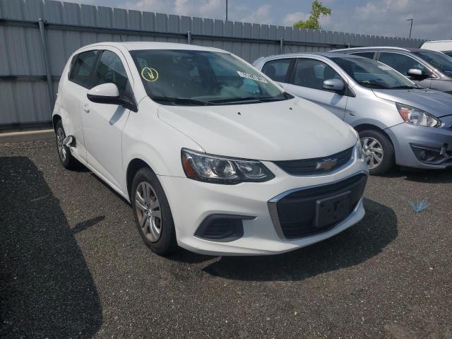 1G1JG6SH0H4138558 - 2017 CHEVROLET SONIC WHITE photo 4
