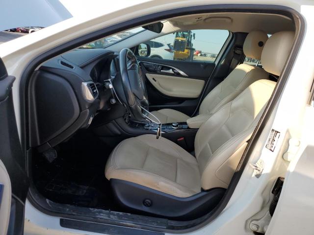 SJKCH5CR2HA034621 - 2017 INFINITI QX30 BASE WHITE photo 7