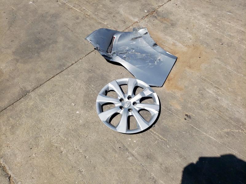 JTDBCMFE7P3007840 - 2023 TOYOTA COROLLA LE SILVER photo 12