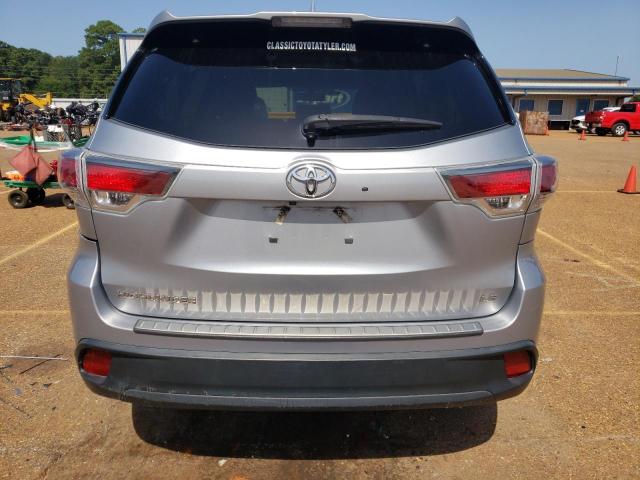 5TDZKRFH0GS124005 - 2016 TOYOTA HIGHLANDER LE SILVER photo 6