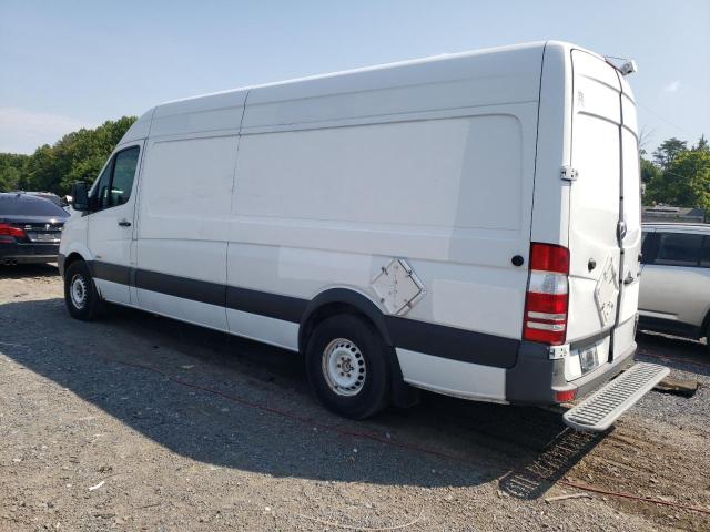 WD3PE8CB0B5566168 - 2011 MERCEDES-BENZ SPRINTER 2500 WHITE photo 2