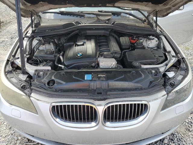 WBANU53508CT19064 - 2008 BMW 5 SERIES I SILVER photo 11