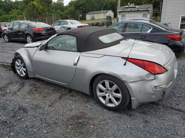 JN1AZ36A34M252855 - 2004 NISSAN 350Z ROADSTER SILVER photo 2