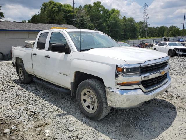 1GCVKNEC6JZ366834 - 2018 CHEVROLET SILVERADO K1500 WHITE photo 4