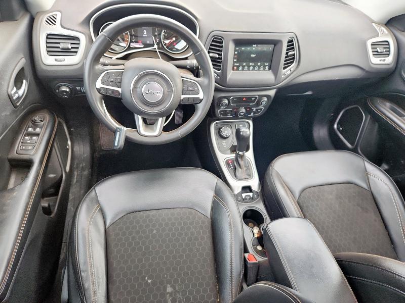 3C4NJDBB6MT580274 - 2021 JEEP COMPASS LATITUDE SILVER photo 8