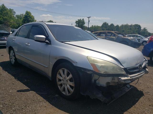 1HGCM66336A033973 - 2006 HONDA ACCORD LX SILVER photo 4