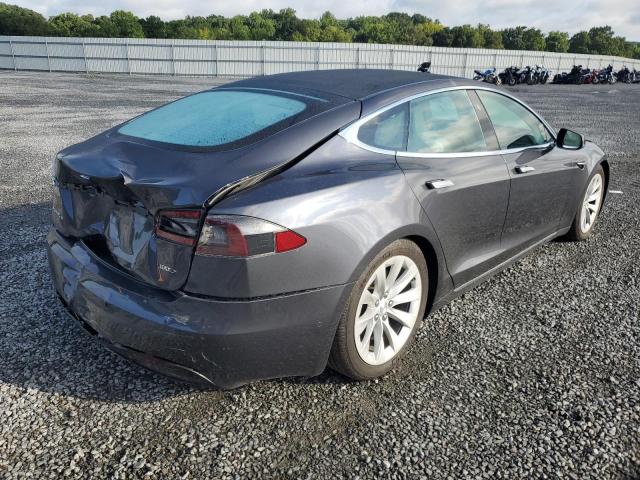 5YJSA1E23JF244234 - 2018 TESLA MODEL S Սև լուսանկար 3