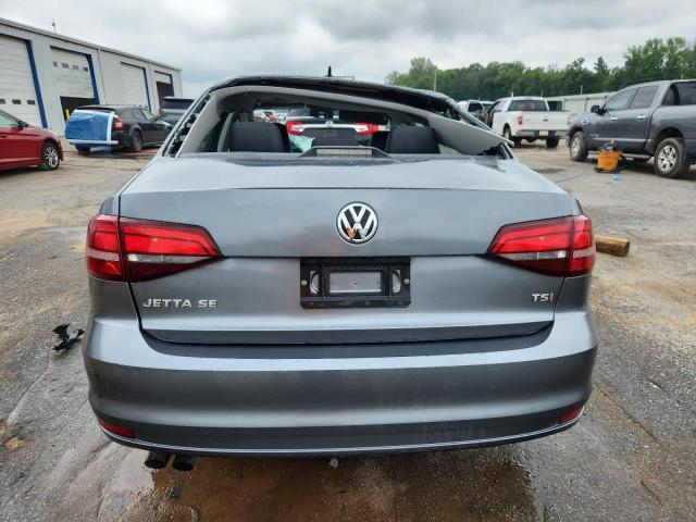 3VWDB7AJ6HM372556 - 2017 VOLKSWAGEN JETTA SE 灰色 照片 6