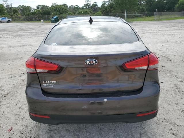 3KPFK4A72JE167542 - 2018 KIA FORTE LX BROWN photo 6