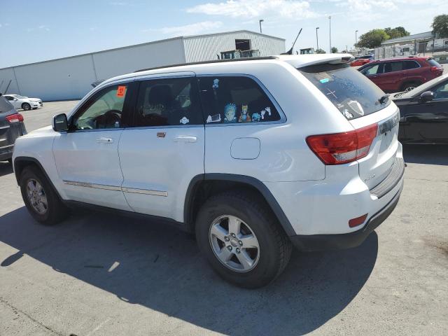 1C4RJEAGXDC550307 - 2013 JEEP GRAND CHER LAREDO WHITE photo 2