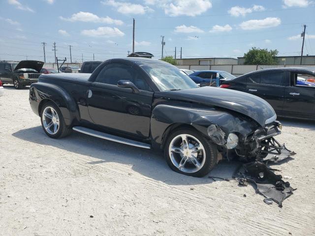 1GCES14P24B110748 - 2004 CHEVROLET SSR 黑色 照片 4