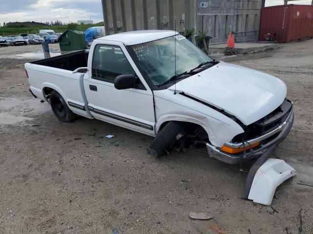 1GCCS14X638196116 - 2003 CHEVROLET S TRUCK S10 WHITE photo 4