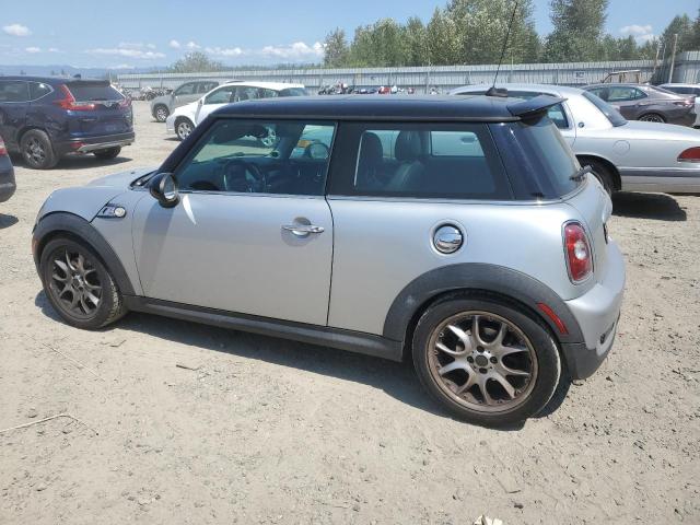 WMWMF73549TW84012 - 2009 MINI COOPER S SILVER photo 2