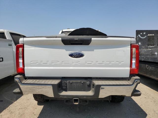 1FT8W2BT1PED00910 - 2023 FORD F250 SUPER DUTY WHITE photo 6