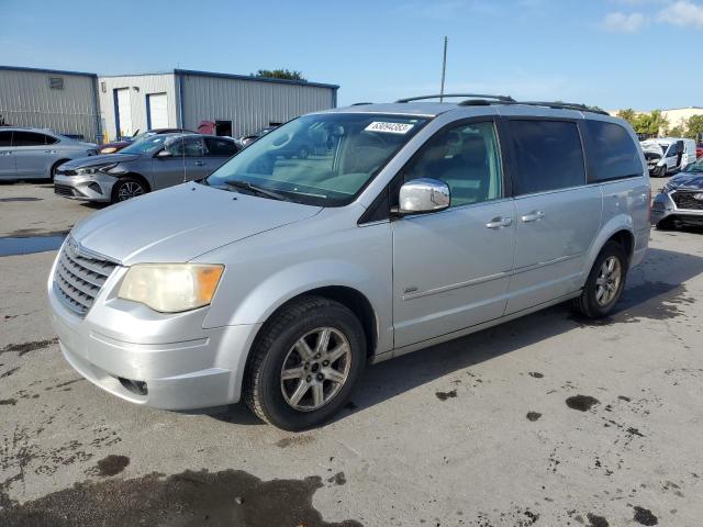 2A8HR54P78R783437 - 2008 CHRYSLER TOWN & COU TOURING SILVER photo 1