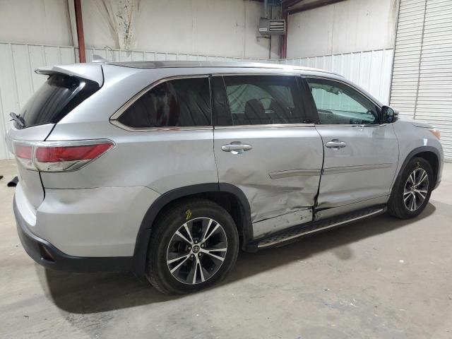 5TDKKRFH5GS166607 - 2016 TOYOTA HIGHLANDER XLE Արծաթագույն լուսանկար 3