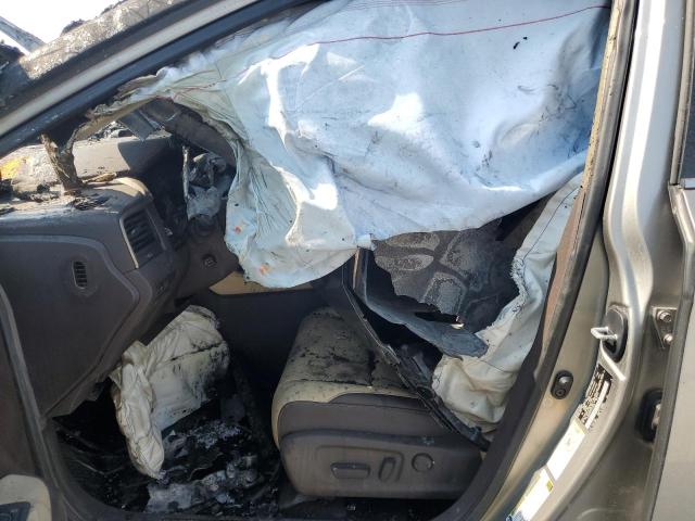 2T2BZMCA2HC114640 - 2017 LEXUS RX 350 BASE SILVER photo 7