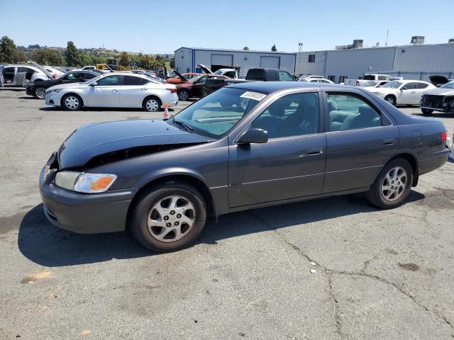2001 TOYOTA CAMRY LE, null