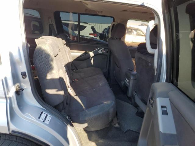 5N1AR18W35C768937 - 2005 NISSAN PATHFINDER LE 银色 照片 10