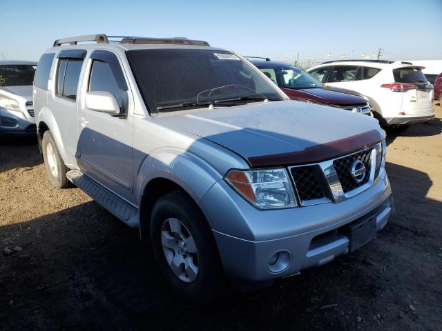 5N1AR18W35C768937 - 2005 NISSAN PATHFINDER LE 银色 照片 4