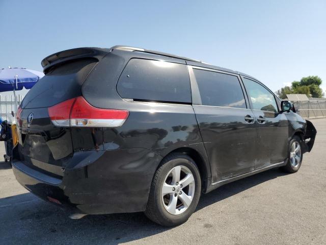 5TDKK3DC6DS391084 - 2013 TOYOTA SIENNA LE BLACK photo 3