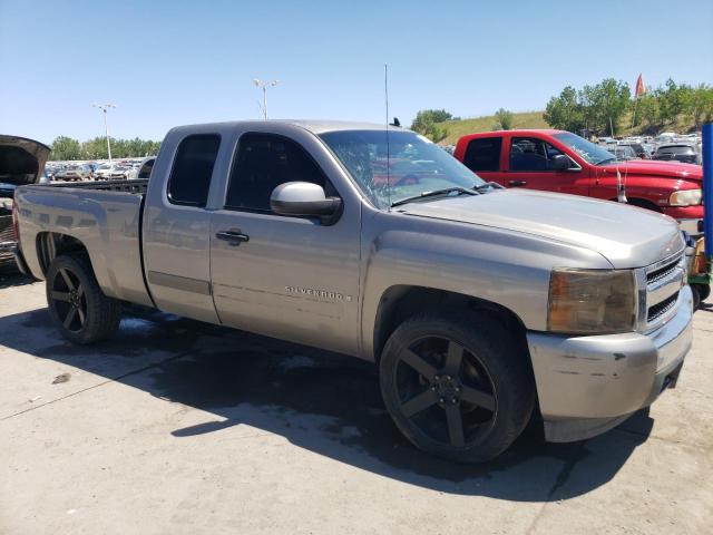 2GCEC19J471675928 - 2007 CHEVROLET SILVERADO C1500 GRAY photo 4