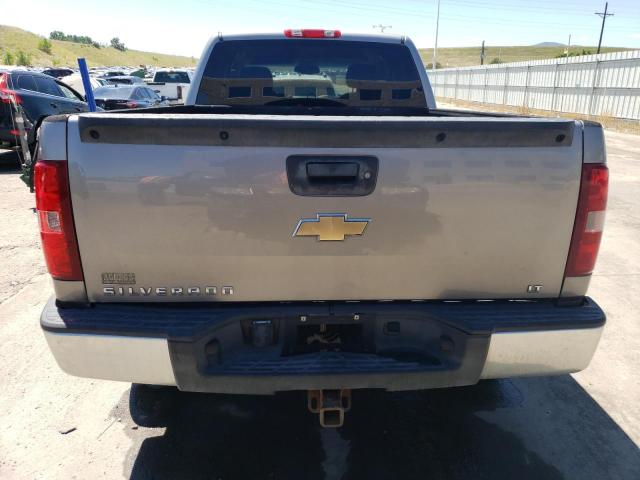 2GCEC19J471675928 - 2007 CHEVROLET SILVERADO C1500 GRAY photo 6