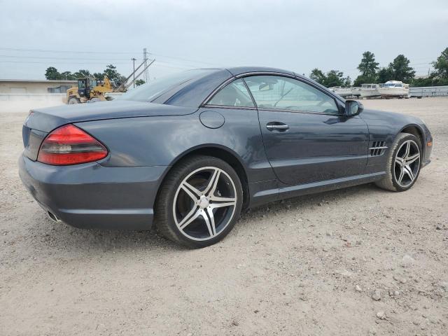 WDBSK7BA8BF164435 - 2011 MERCEDES-BENZ SL 550 GRAY photo 3