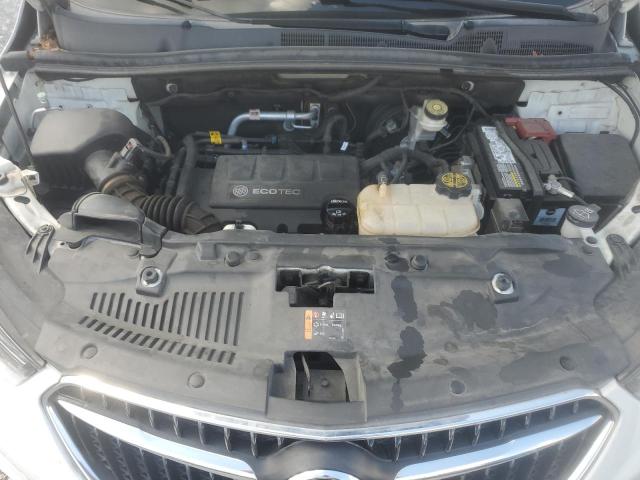 KL4CJASB5KB898823 - 2019 BUICK ENCORE PREFERRED Blanc photo 11