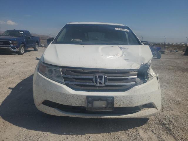 5FNRL5H65CB032257 - 2012 HONDA ODYSSEY EXL WHITE photo 5