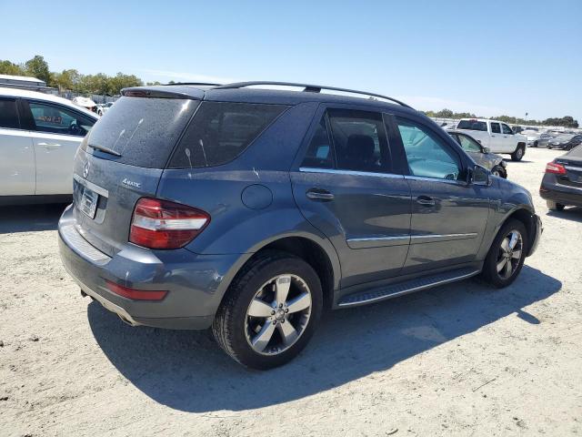 4JGBB8GB1BA722434 - 2011 MERCEDES-BENZ ML 350 4MATIC CHARCOAL photo 3