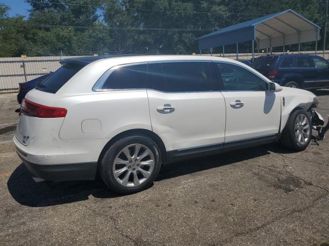 2LMHJ5AT2EBL51746 - 2014 LINCOLN MKT WHITE photo 3