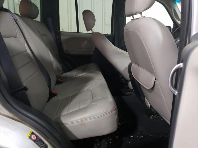 1J8GL38K33W604262 - 2003 JEEP LIBERTY RENEGADE 银色 照片 11