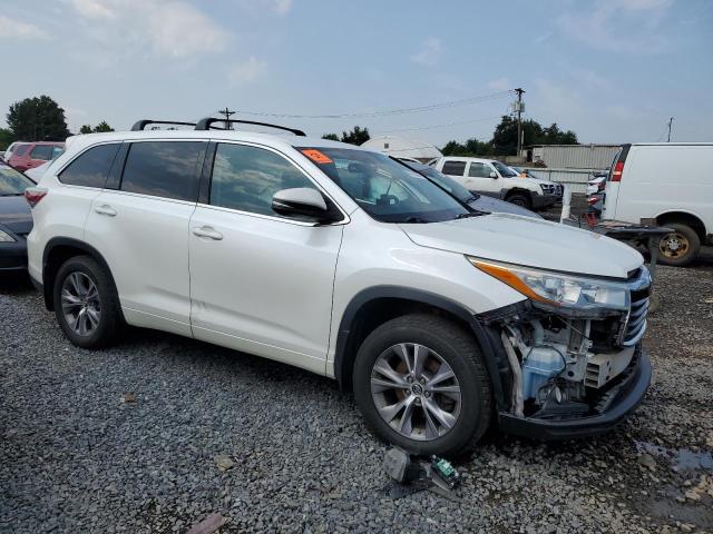 5TDBKRFH8GS248914 - 2016 TOYOTA HIGHLANDER LE WHITE photo 4