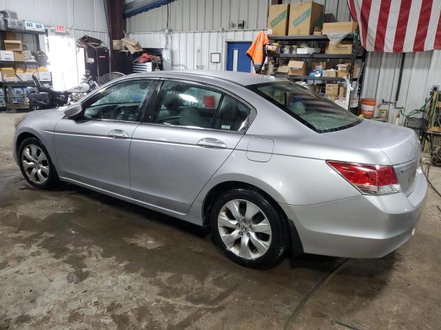 1HGCP2F86AA006304 - 2010 HONDA ACCORD EXL SILVER photo 2