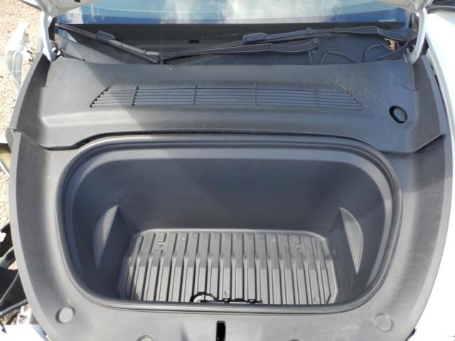7SAYGAEE1NF520115 - 2022 TESLA MODEL Y WHITE photo 11