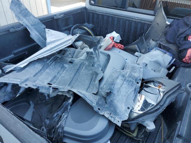 5TEJU62N58Z579910 - 2008 TOYOTA TACOMA DOUBLE CAB PRERUNNER SILVER photo 12