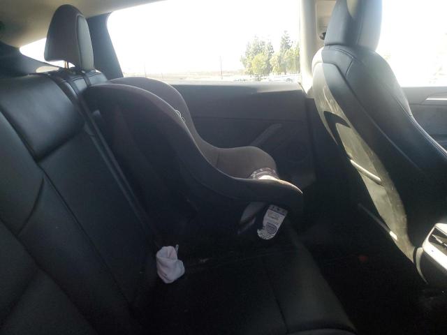 7SAYGAEE0RF078479 - 2024 TESLA MODEL Y 灰色 照片 10