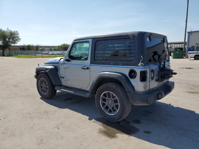 1C4GJXAN6MW722090 - 2021 JEEP WRANGLER SPORT SILVER photo 2