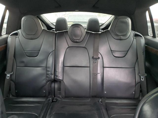 5YJXCAE28HF054052 - 2017 TESLA MODEL X SILVER photo 10