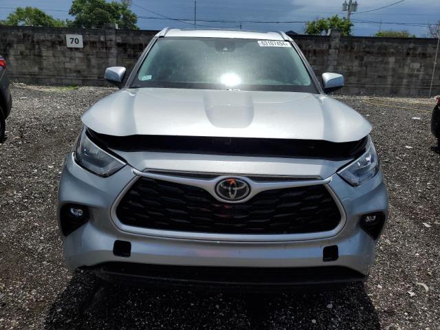5TDGZRAH6LS513882 - 2020 TOYOTA HIGHLANDER XLE SILVER photo 5