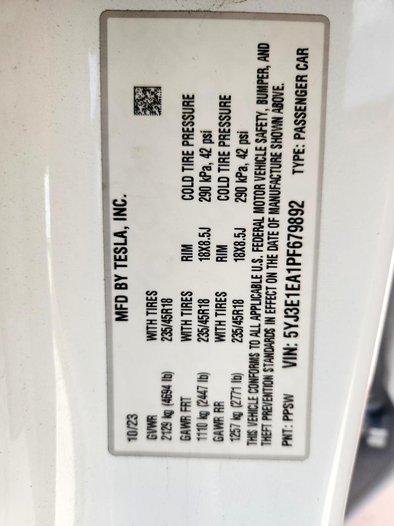 5YJ3E1EA1PF679892 - 2023 TESLA MODEL 3 白色 照片 12