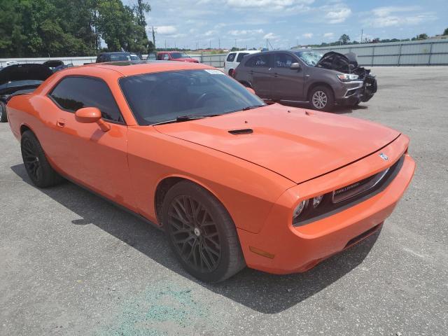 2B3LJ74W59H524417 - 2009 DODGE CHALLENGER SRT-8 ORANGE photo 4