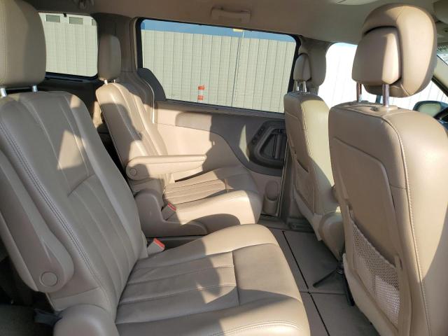 2A4RR8DGXBR677224 - 2011 CHRYSLER TOWN & COU TOURING L BEIGE photo 11