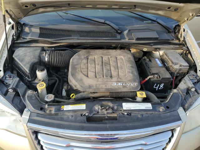 2A4RR8DGXBR677224 - 2011 CHRYSLER TOWN & COU TOURING L BEIGE photo 12