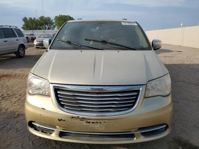 2A4RR8DGXBR677224 - 2011 CHRYSLER TOWN & COU TOURING L BEIGE photo 5