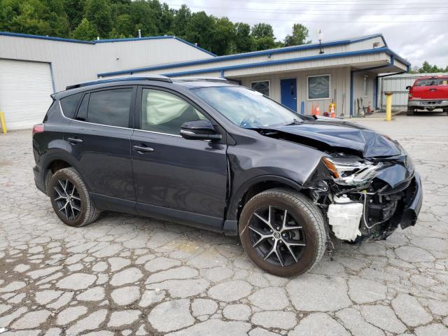 JTMJFREV1JD240566 - 2018 TOYOTA RAV4 SE GRAY photo 4