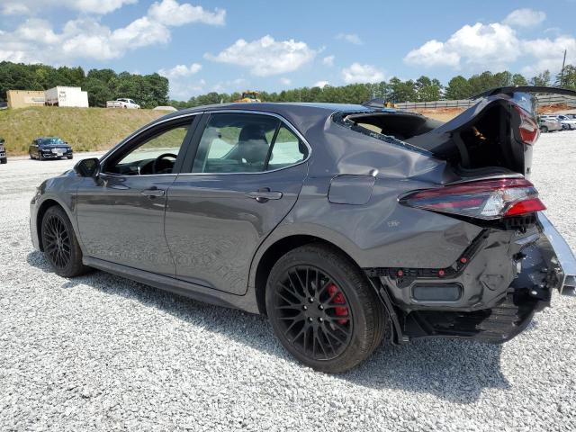 4T1G11AK7PU810161 - 2023 TOYOTA CAMRY SE NIGHT SHADE GRAY photo 2