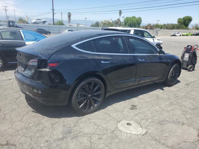 5YJ3E1EA7JF172809 - 2018 TESLA MODEL 3 BLACK photo 3