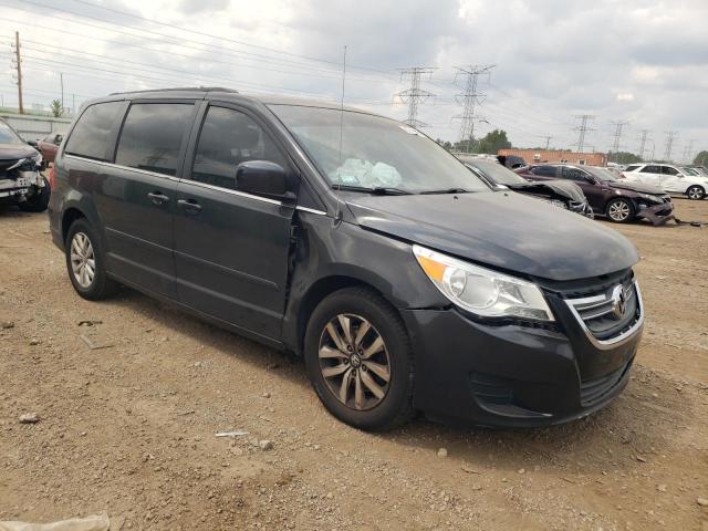 2C4RVABG6CR353913 - 2012 VOLKSWAGEN ROUTAN SE BLACK photo 4